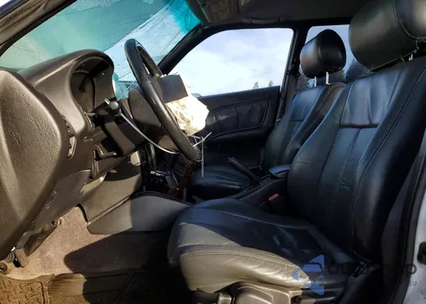 1999 Subaru Legacy Outback z USA, uszkodzony, nr VIN 4S3BG6857X6601811